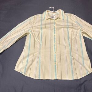 Women’s Talbot, long sleeve stretchy, button up shirt with 3/4 length sleeves